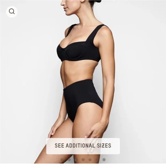 SKIMS Shaping Swim Unlined Underwire Bikini Top in Onyx size Small - Picture 10 of 15
